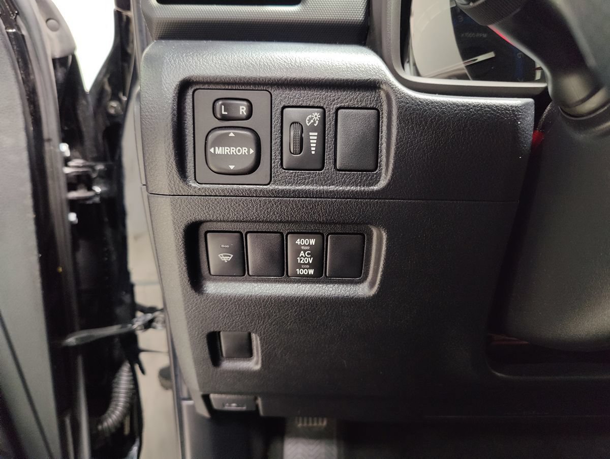 Used 2019 Toyota 4Runner SR5 Premium AWD/4WD image 31