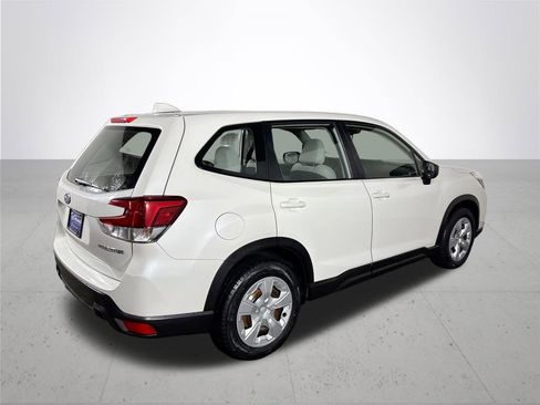 Used 2019 Subaru Forester image 6