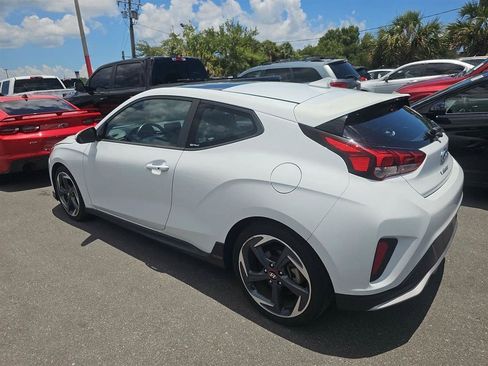 Used 2019 Hyundai Veloster Turbo FWD image 6
