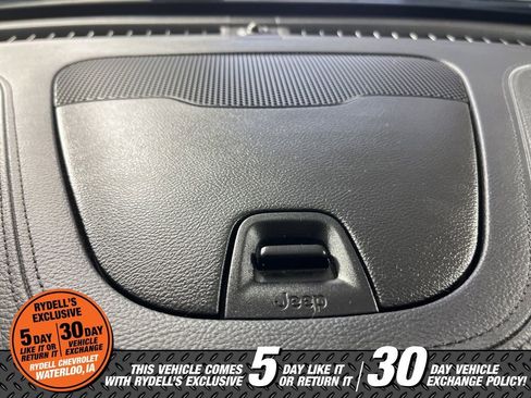 Used 2021 Jeep Cherokee Latitude Lux 80th Anniv w/ Quick Order Package 26U 80TH AWD/4WD image 36