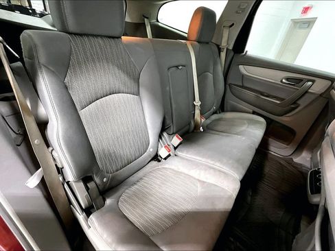 Used 2016 Chevrolet Traverse LT FWD image 32