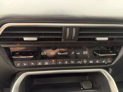 Certified 2024 MAZDA CX-90 Plug-In Hybrid w/ Premium Plus AWD/4WD image 19
