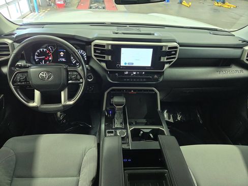 Used 2022 Toyota Tundra SR5 AWD/4WD image 19