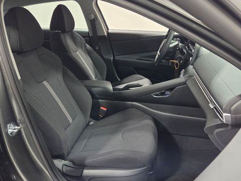 New 2026 Hyundai Elantra SE FWD image 14