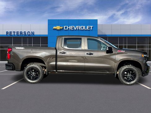 Certified 2022 Chevrolet Silverado 1500 LT Trail Boss w/ Bed Protection Package AWD/4WD image 3
