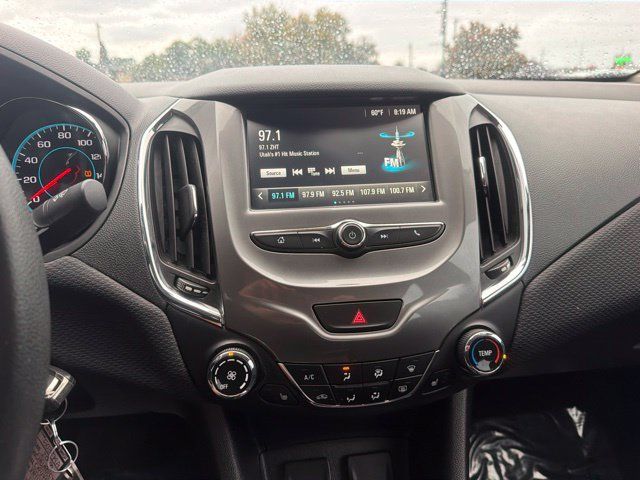 Used 2018 Chevrolet Cruze LT w/ LT Fleet Convenience Package FWD image 21