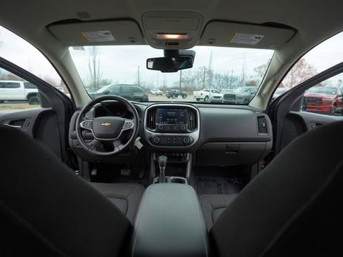 Used 2022 Chevrolet Colorado LT w/ Safety Package image 22