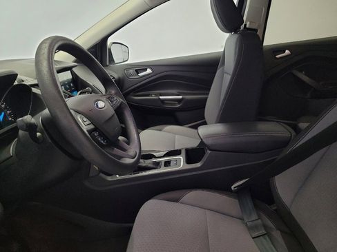 Used 2018 Ford Escape SE w/ SE Sync 3 Package AWD/4WD image 17