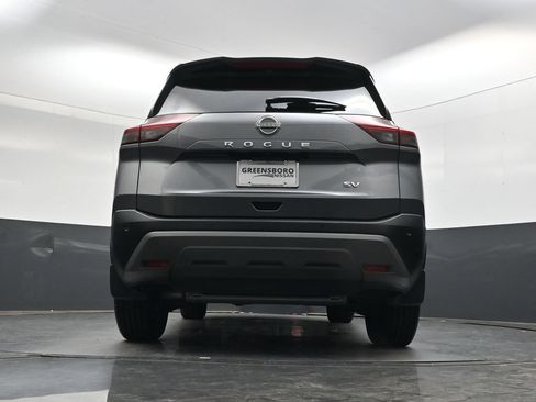 Certified 2023 Nissan Rogue SV FWD image 35