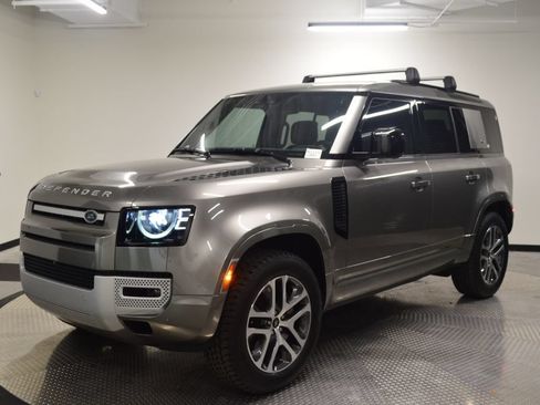 Used 2022 Land Rover Defender 110 XS Edition AWD/4WD image 1