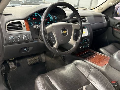 Used 2012 Chevrolet Tahoe LTZ AWD/4WD image 6