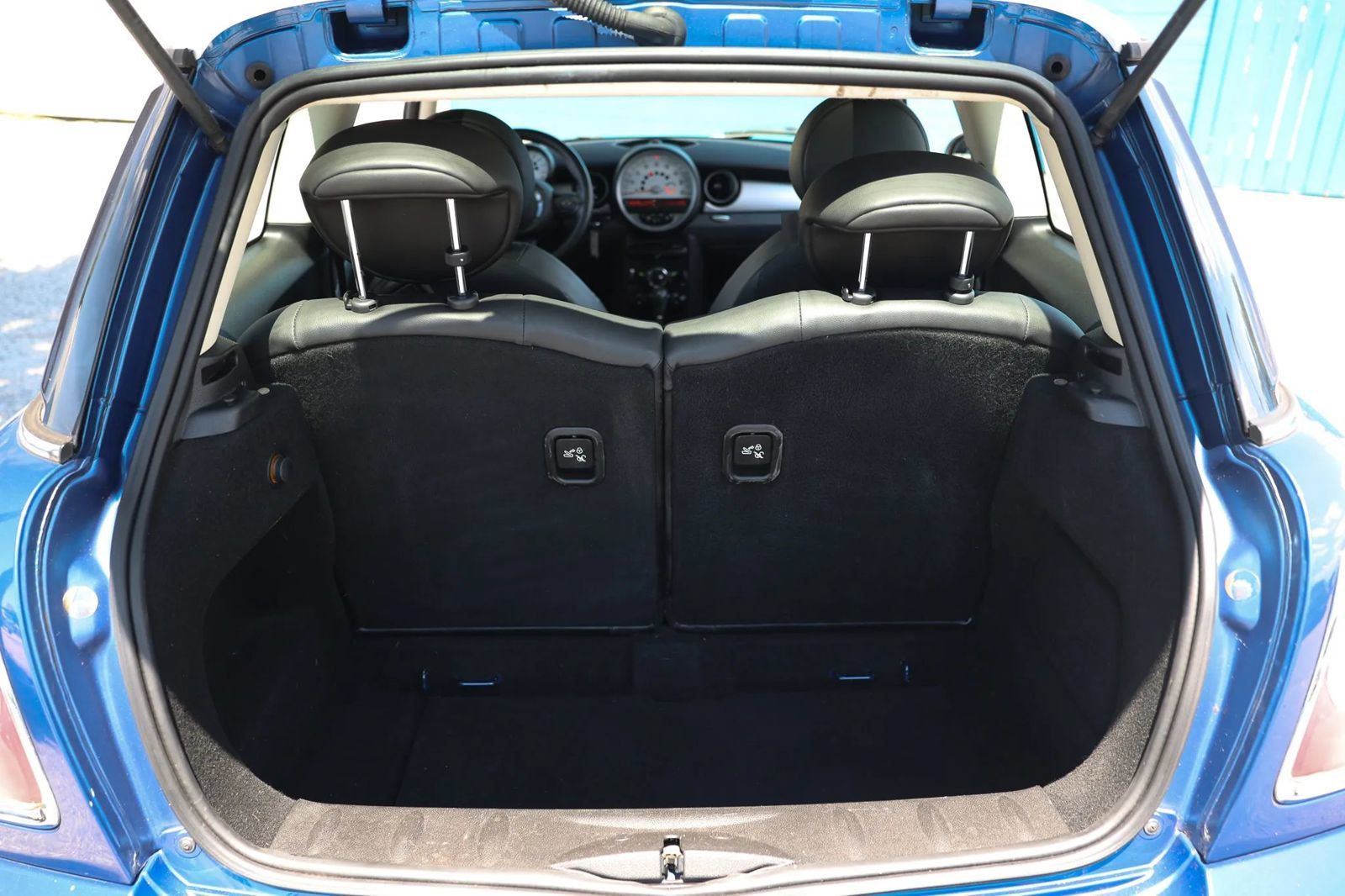 Used 2012 MINI Cooper Hardtop FWD image 11
