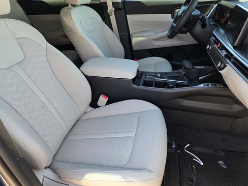 New 2026 Kia Sorento EX image 10