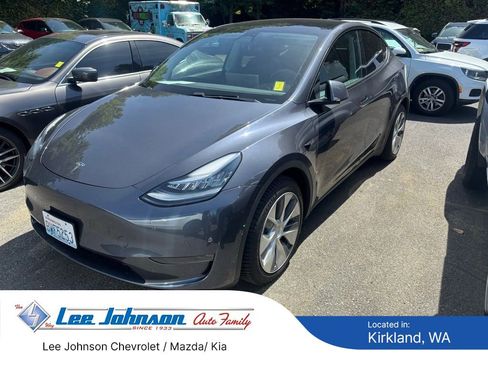 Used 2020 Tesla Model Y Long Range AWD/4WD image 1