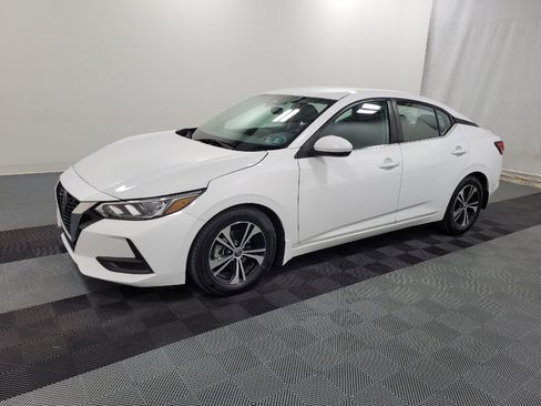 Used 2020 Nissan Sentra SV FWD image 2