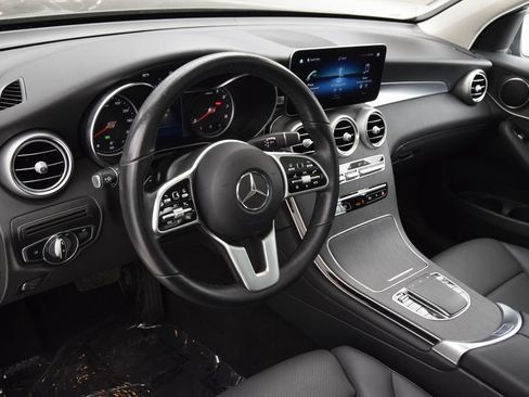 Certified 2022 Mercedes-Benz GLC 300 image 20
