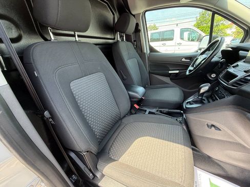 Used 2019 Ford Transit Connect XLT FWD image 31
