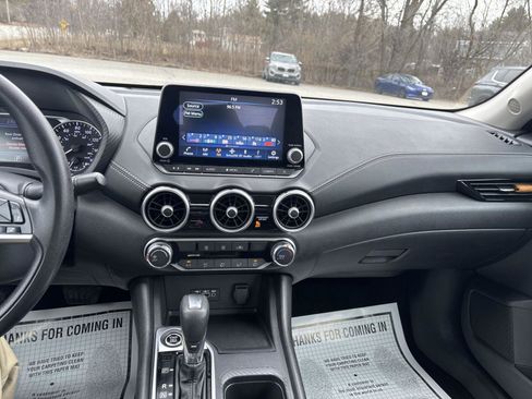 Used 2023 Nissan Sentra SV image 30
