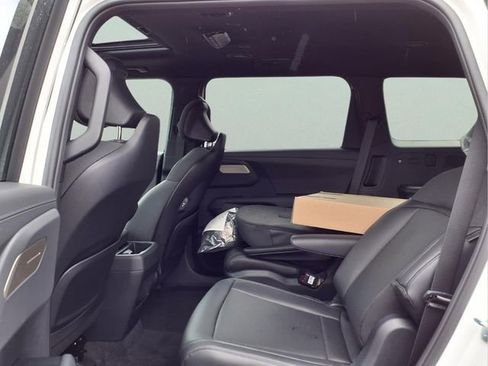 New 2027 Kia Telluride S image 22