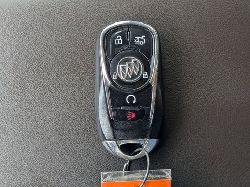 Used 2017 Buick LaCrosse Premium w/ Driver Confidence Package #2 AWD/4WD image 28