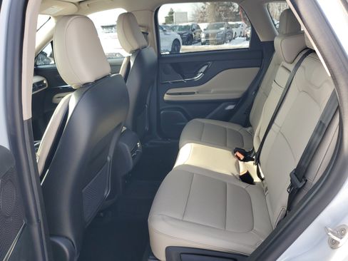 New 2026 Lincoln Corsair Premiere image 25