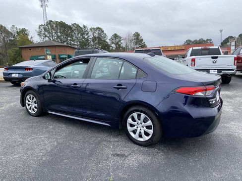 Used 2024 Toyota Corolla LE image 7