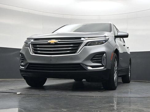Used 2023 Chevrolet Equinox Premier FWD image 40
