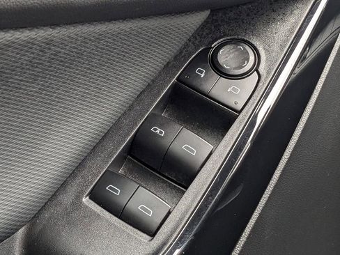 Certified 2025 Chevrolet Equinox LT w/ Convenience Package II image 26