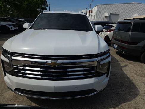 Used 2025 Chevrolet Tahoe LT image 5