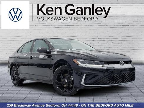 New 2026 Volkswagen Jetta SE FWD image 1
