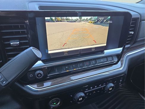 Used 2022 Chevrolet Silverado 1500 RST image 17