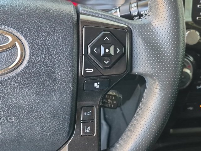 Used 2020 Toyota 4Runner Nightshade AWD/4WD image 26