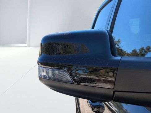 New 2026 RAM 1500 4x4 Crew Cab image 10