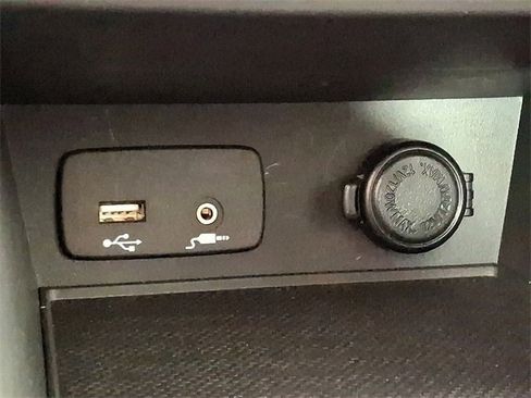 Certified 2023 Subaru Crosstrek 2.0i image 24