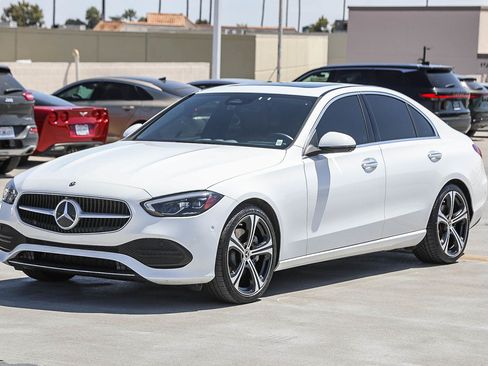 Used 2023 Mercedes-Benz C 300 Sedan image 3