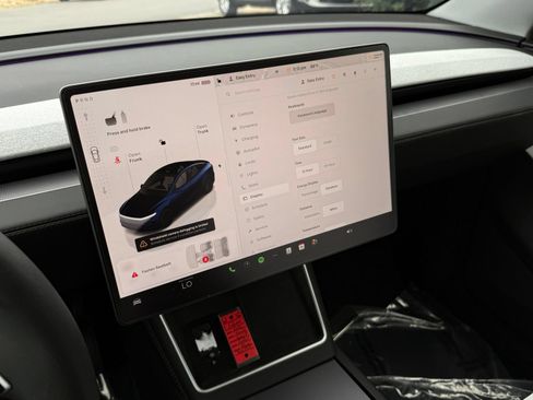 Used 2026 Tesla Model Y 2WD image 58