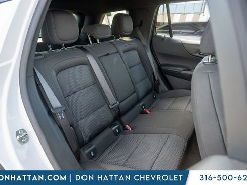Used 2025 Chevrolet Equinox LT image 23