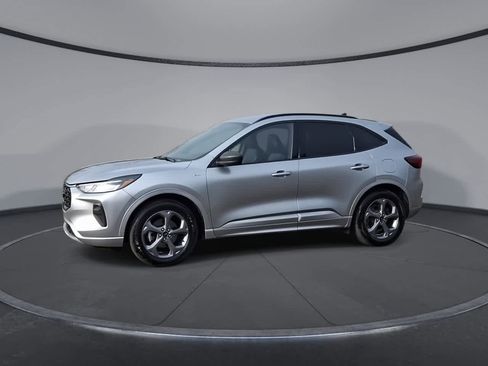 Certified 2023 Ford Escape ST-Line image 4