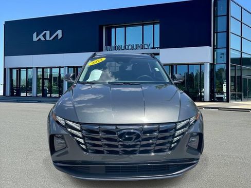 Used 2022 Hyundai Tucson Limited w/ Cargo Package AWD/4WD image 2