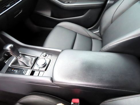 Used 2023 MAZDA MAZDA3 s image 29