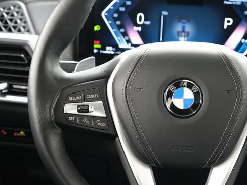 Used 2024 BMW X5 xDrive40i w/ Parking Assistance Package AWD/4WD image 11