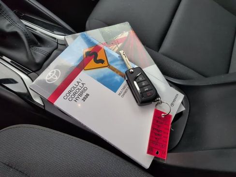 Certified 2026 Toyota Corolla LE FWD image 21
