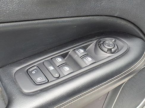 Used 2021 Jeep Compass Latitude AWD/4WD image 15