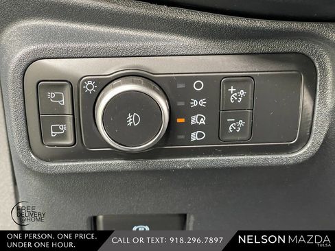 Used 2022 Ford Bronco Outer Banks image 30