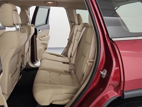 Used 2014 Jeep Grand Cherokee Laredo AWD/4WD image 22