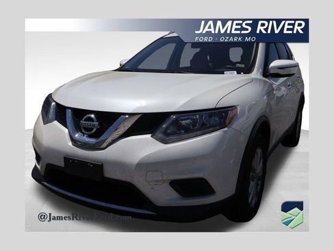 Used 2016 Nissan Rogue SV FWD image 1