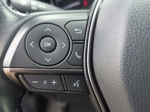 Used 2022 Toyota Camry SE FWD image 22