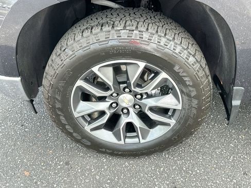 Used 2024 Chevrolet Silverado 1500 LT image 30