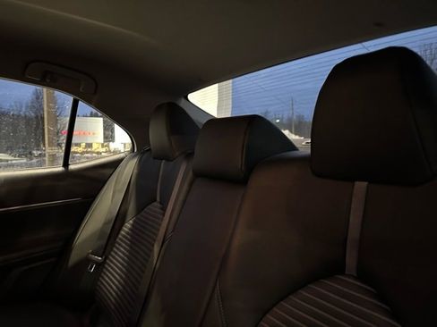 Used 2024 Toyota Camry SE w/ Cold Weather Package image 10