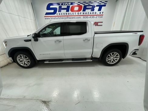 Used 2021 GMC Sierra 1500 SLT w/ SLT Premium Package image 8